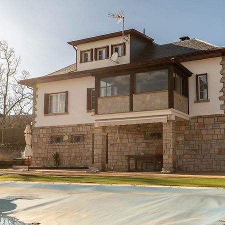 El Robledal - Miraflores De La Sierra Bagian luar foto