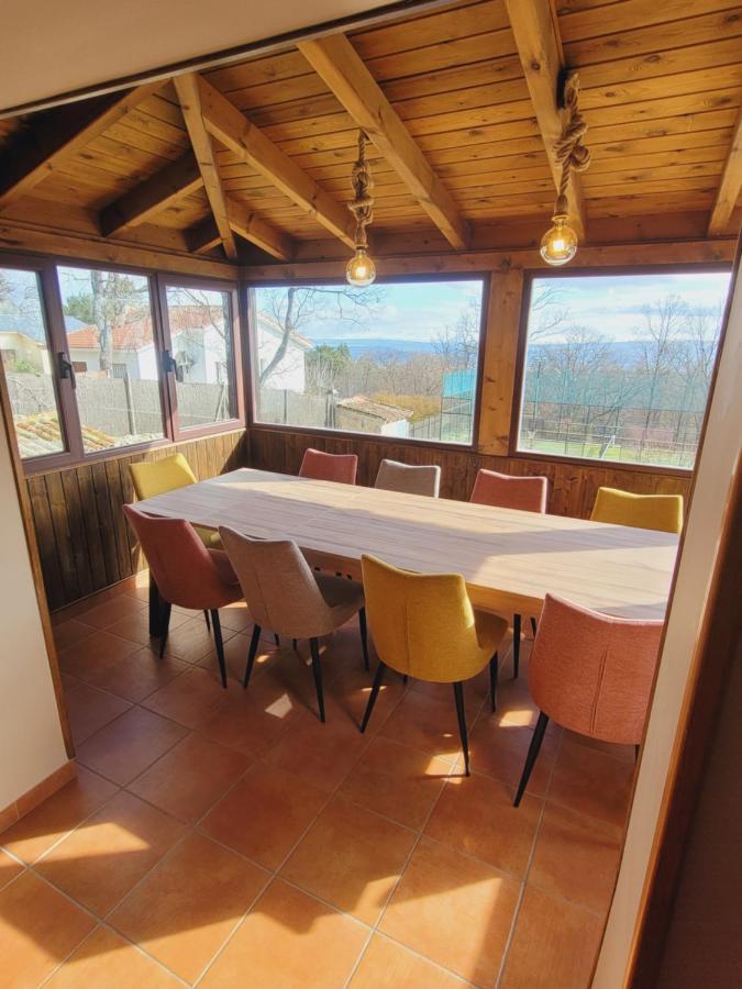 El Robledal - Miraflores De La Sierra Bagian luar foto